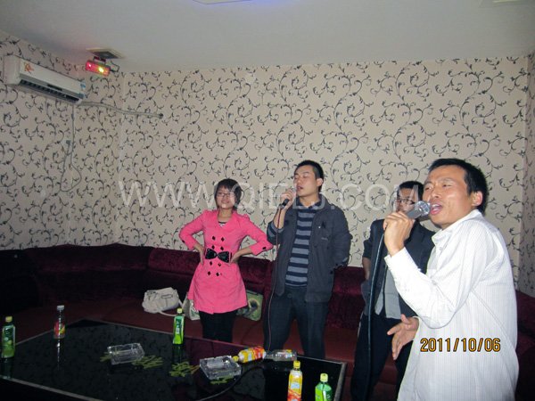 2011年10月，鄭州企鵝糧油機械有限公司--外貿(mào)部，十一國慶節(jié)團體活動！(圖1)