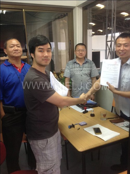 泰國客戶300噸米糠膨化浸出精煉脫蠟脫脂生產(chǎn)線(圖2) 泰國客戶300噸米糠膨化浸出精煉脫蠟脫脂生產(chǎn)線(圖2)